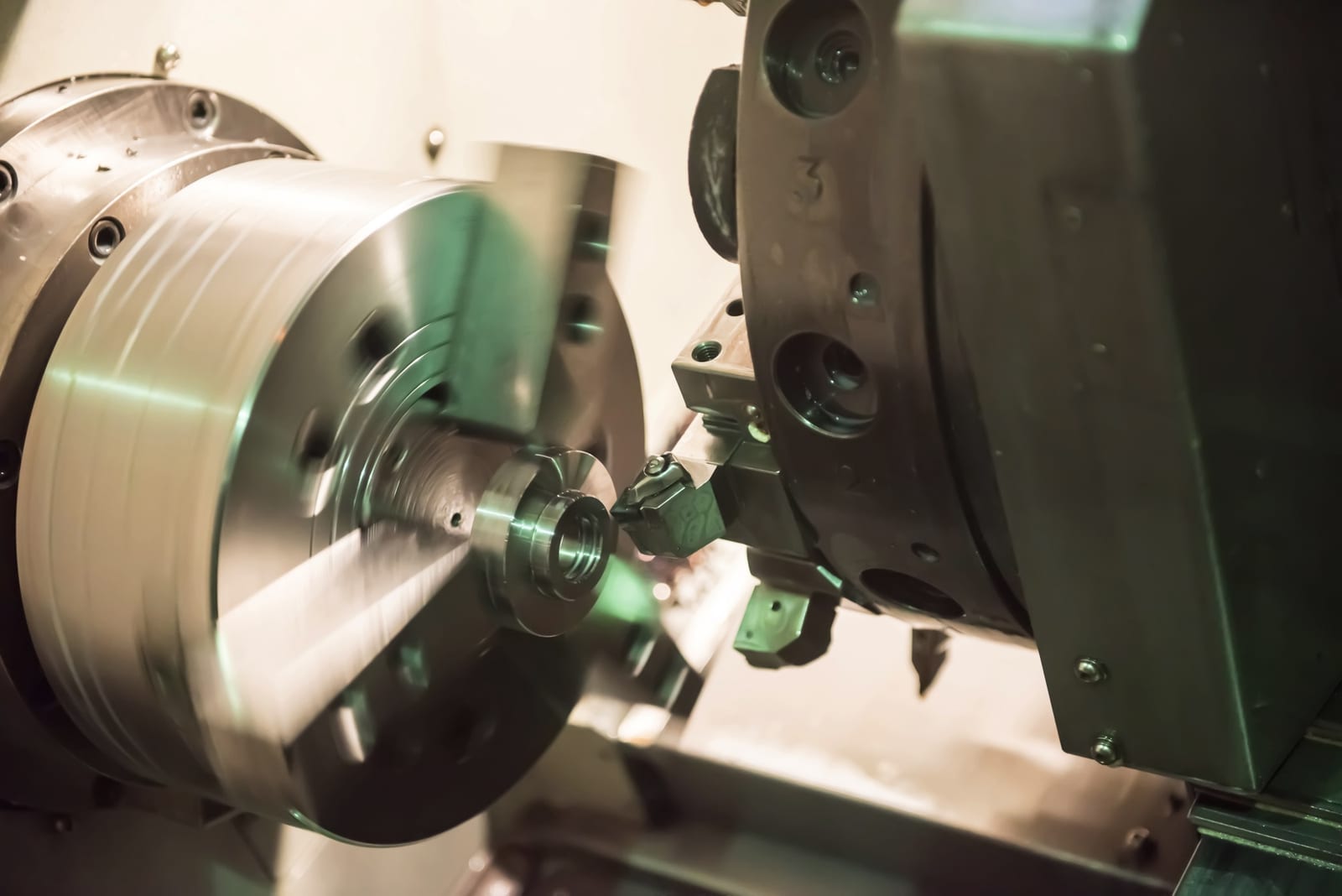 Etapa 1 de montagem e conferência de equipamento industrial